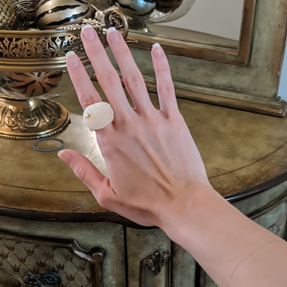 Chanel Camellia Ring - Picture 6 of 6